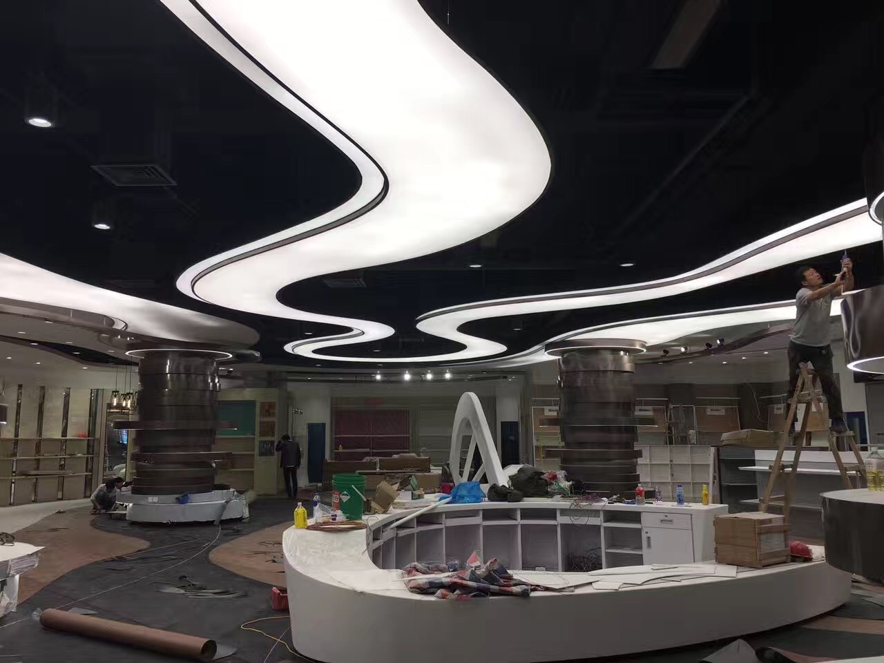 Translucent Shape Image